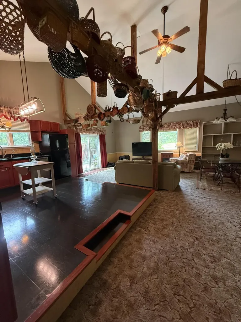235 Elkview Road Somerset KY 42501