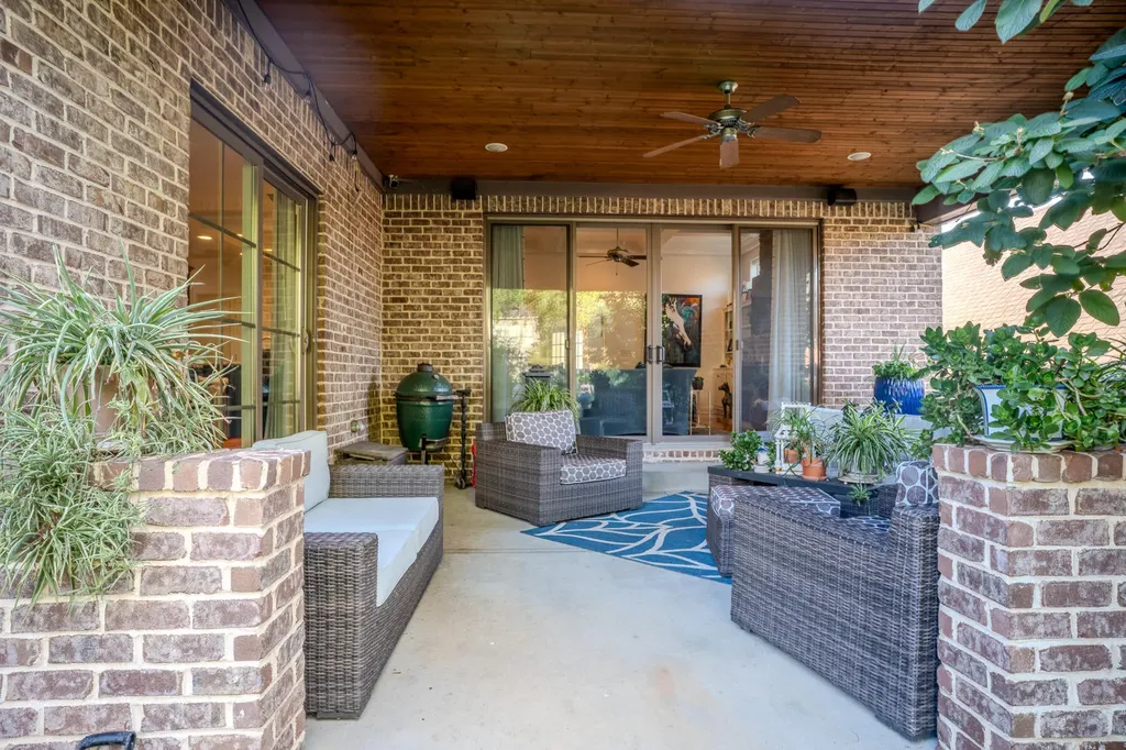 192 Somersly Place Lexington KY 40515