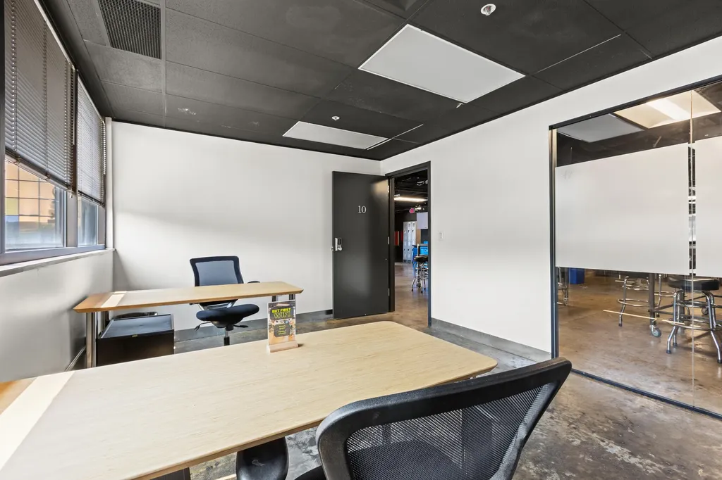 110 W Vine Street Lexington KY 40507