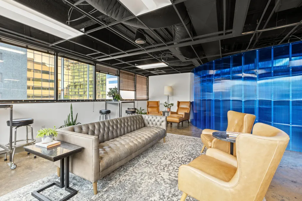 110 W Vine Street Lexington KY 40507