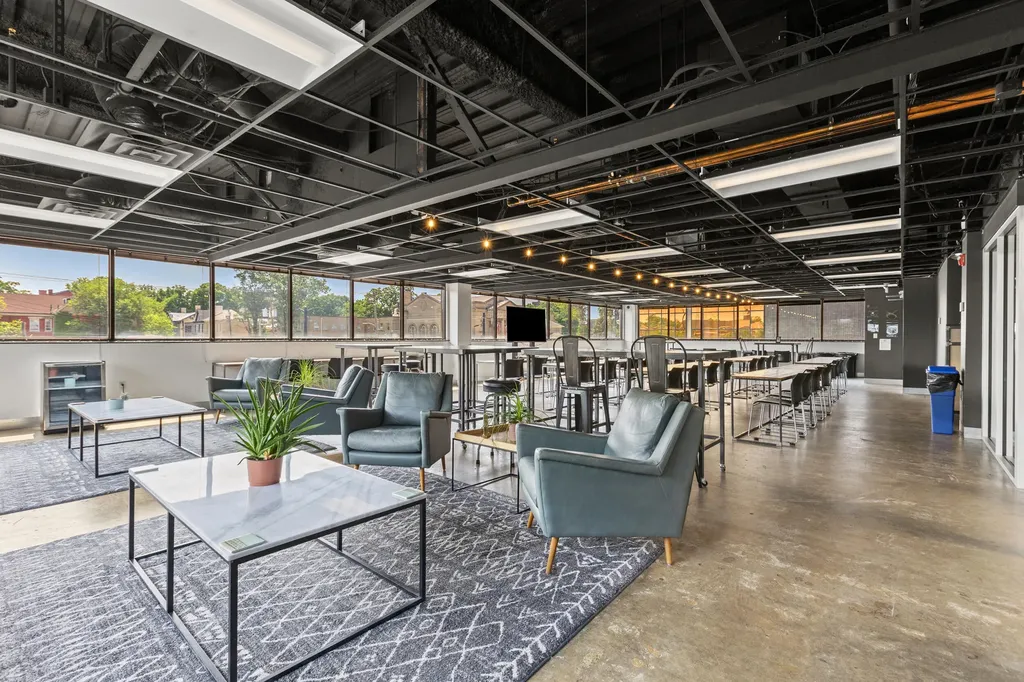 110 W Vine Street Lexington KY 40507