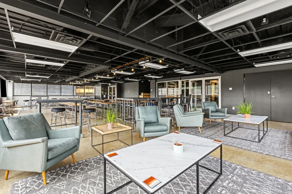 110 W Vine Street Lexington KY 40507