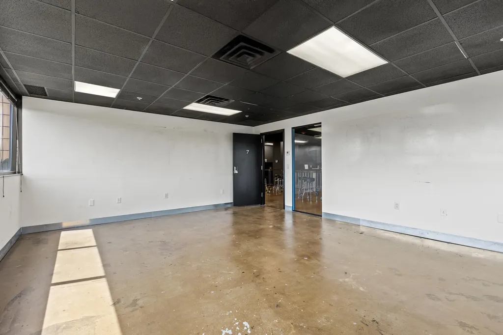 110 W Vine Street Lexington KY 40507