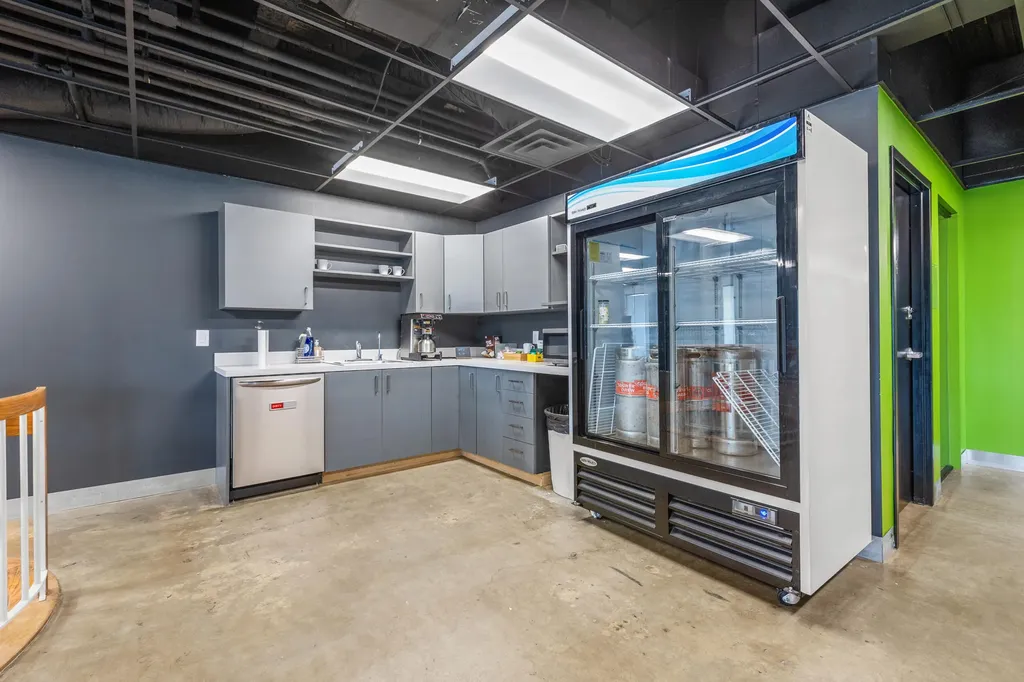 110 W Vine Street Lexington KY 40507