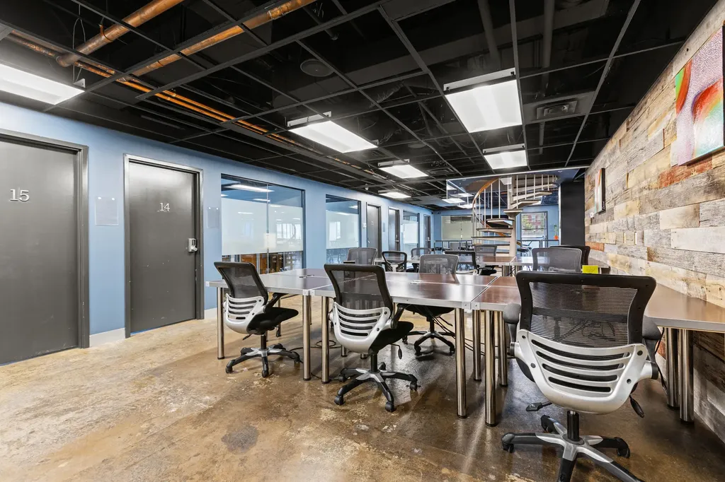 110 W Vine Street Lexington KY 40507
