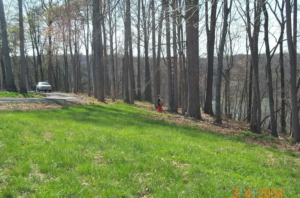 Lot 32 Laurelwood Nancy KY 42544