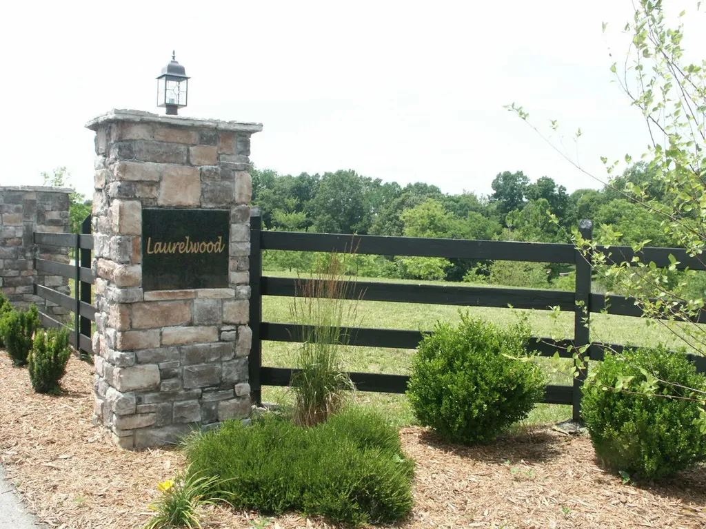 Lot 32 Laurelwood Nancy KY 42544