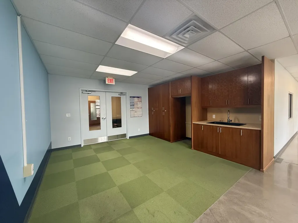 201-217 N Main Street Versailles KY 40383