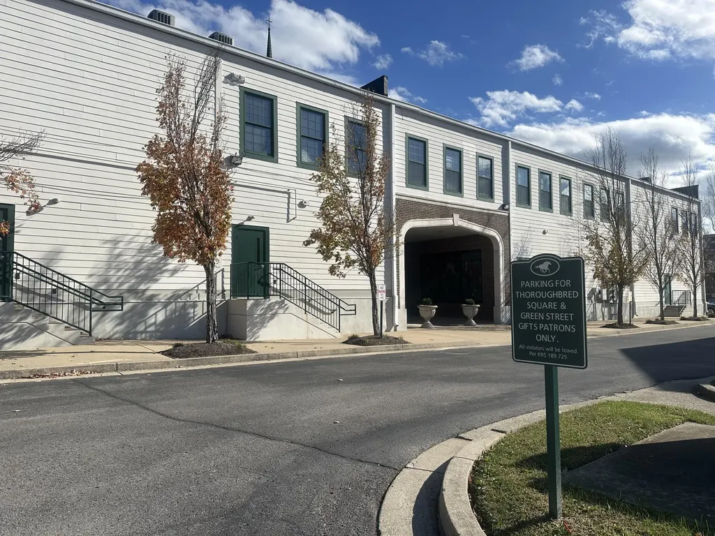201-217 N Main Street Versailles KY 40383