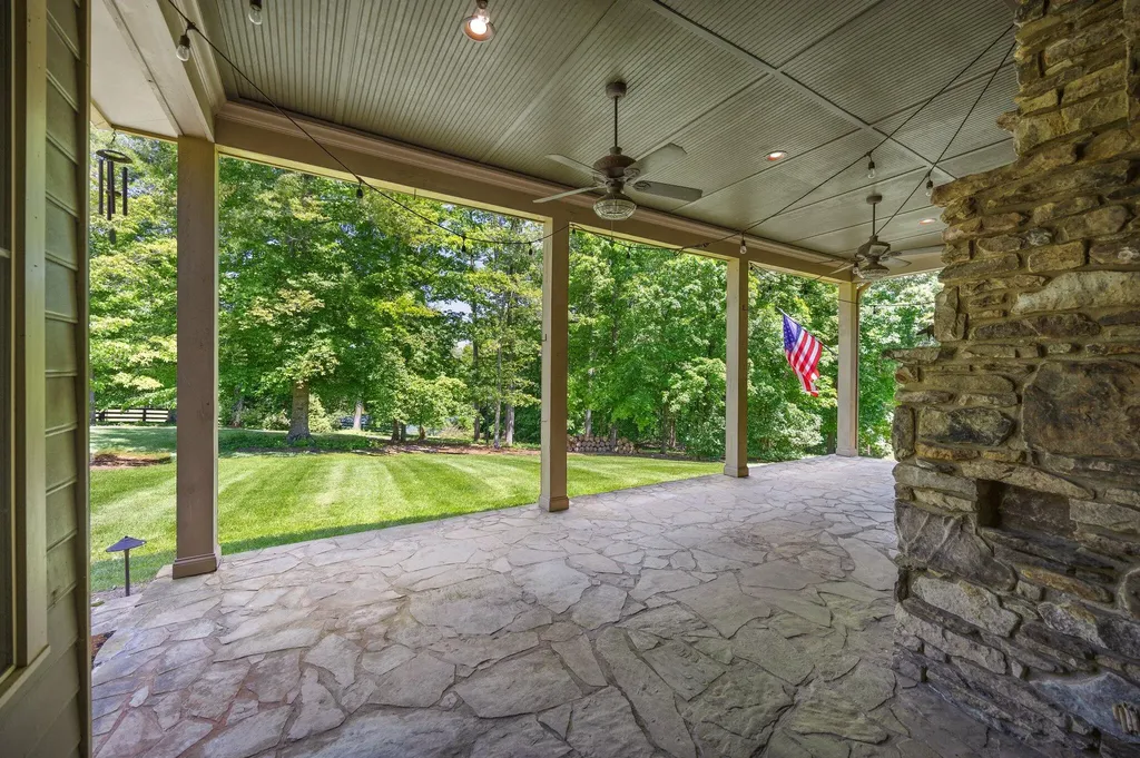 1360 State Highway 92 Jamestown KY 42629