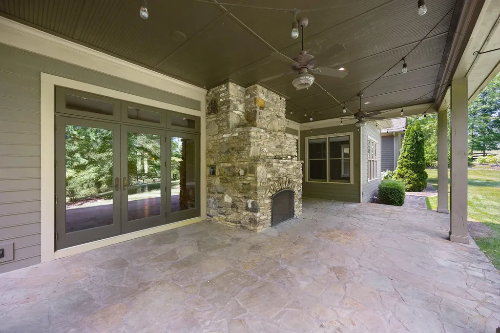 1360 State Highway 92 Jamestown KY 42629