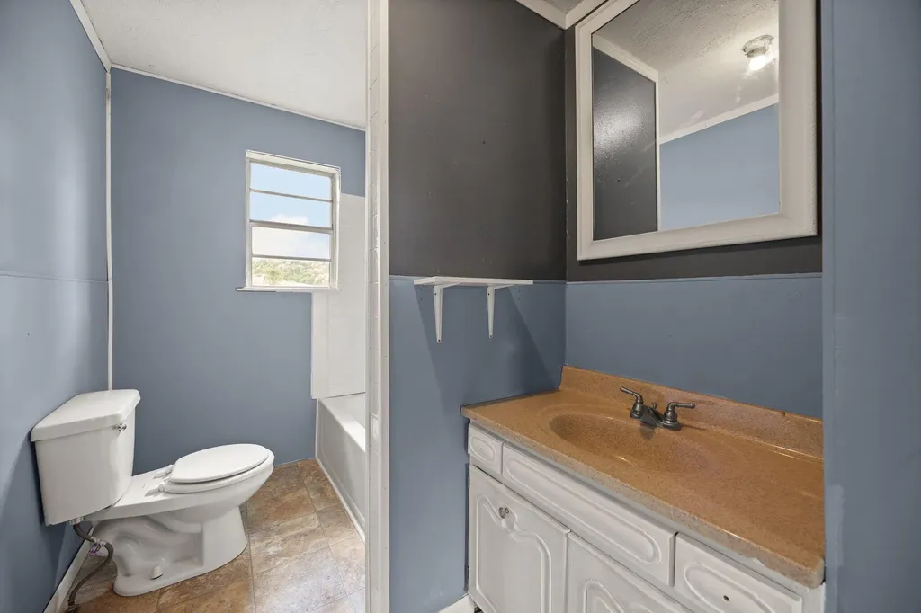 3947 Greenmount Bond Road London KY 40741