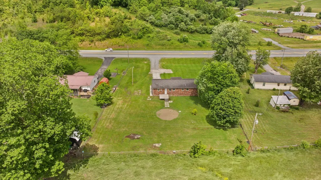 3947 Greenmount Bond Road London KY 40741
