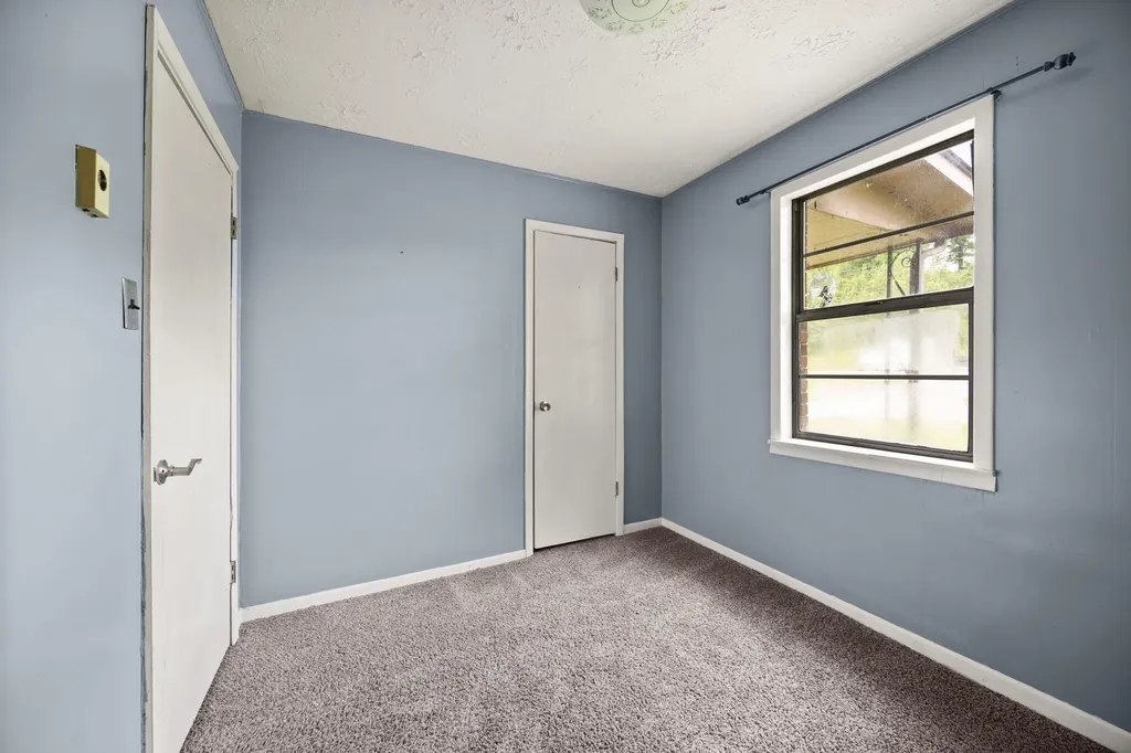 3947 Greenmount Bond Road London KY 40741