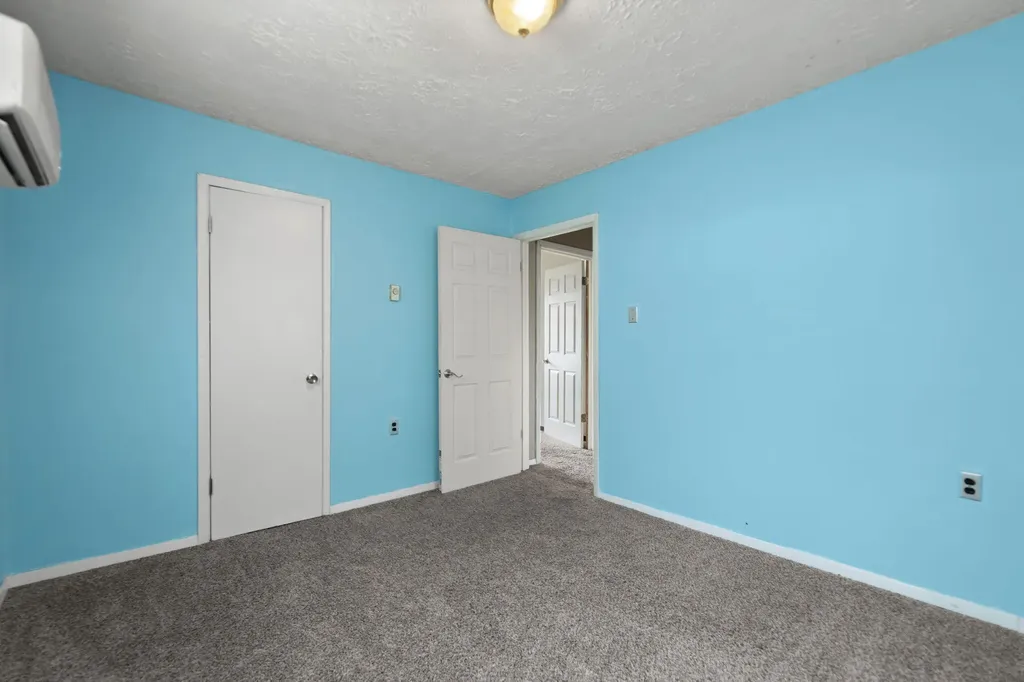 3947 Greenmount Bond Road London KY 40741
