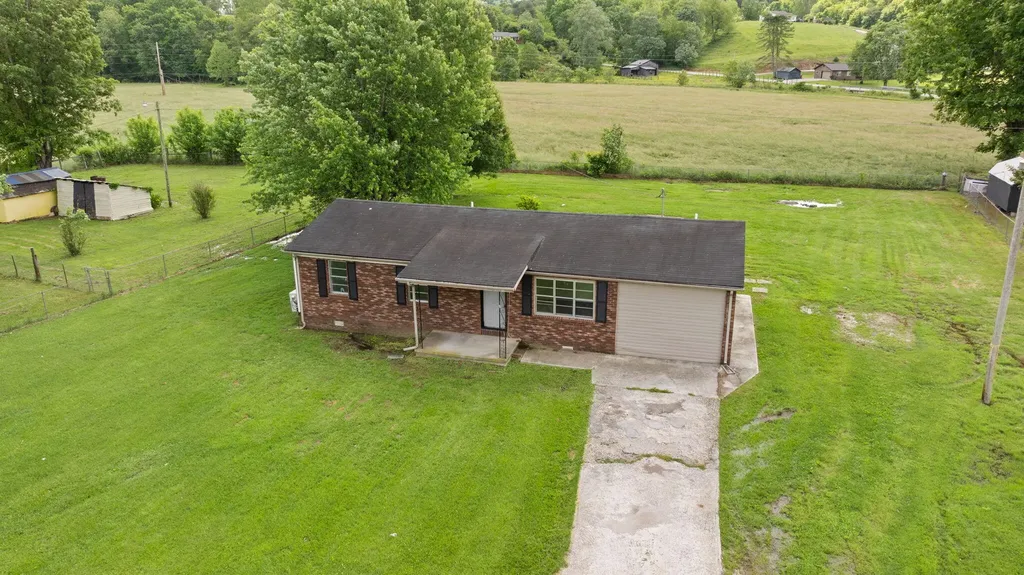 3947 Greenmount Bond Road London KY 40741