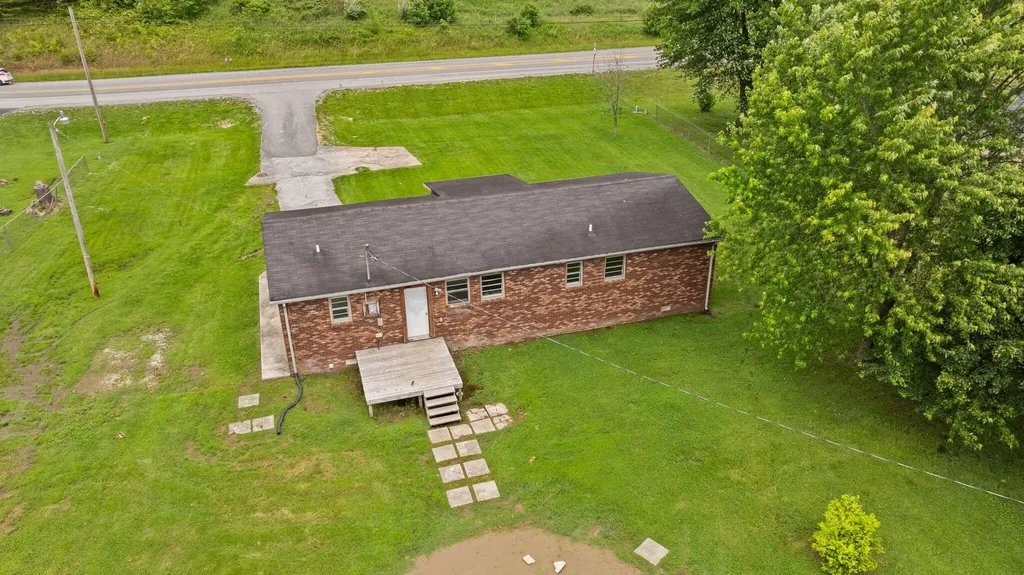 3947 Greenmount Bond Road London KY 40741