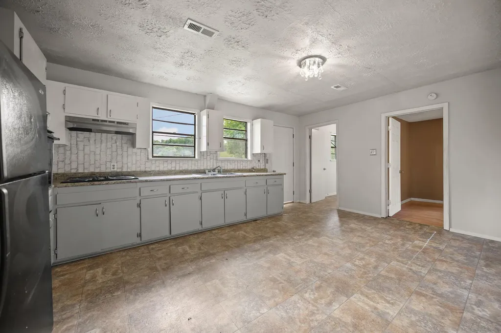 3947 Greenmount Bond Road London KY 40741