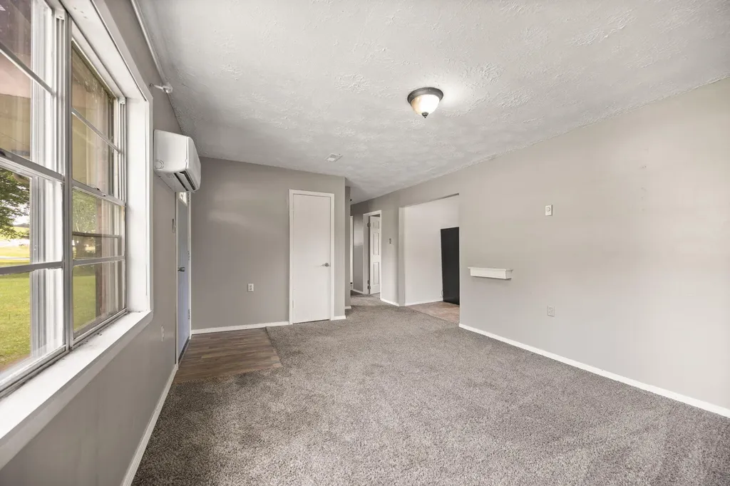 3947 Greenmount Bond Road London KY 40741