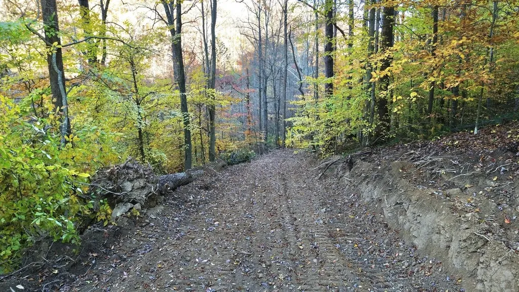 150 Sycamore Creek Road Van Lear KY 41265
