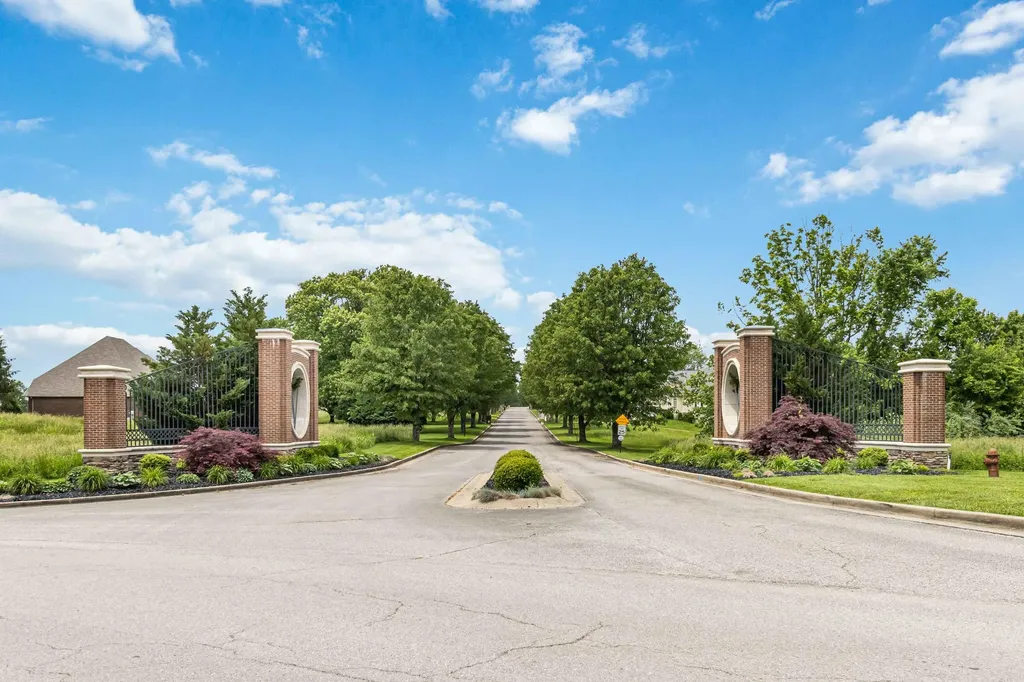 514 Waitsboro Drive Somerset KY 42503