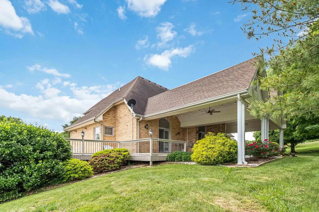 514 Waitsboro Drive Somerset KY 42503