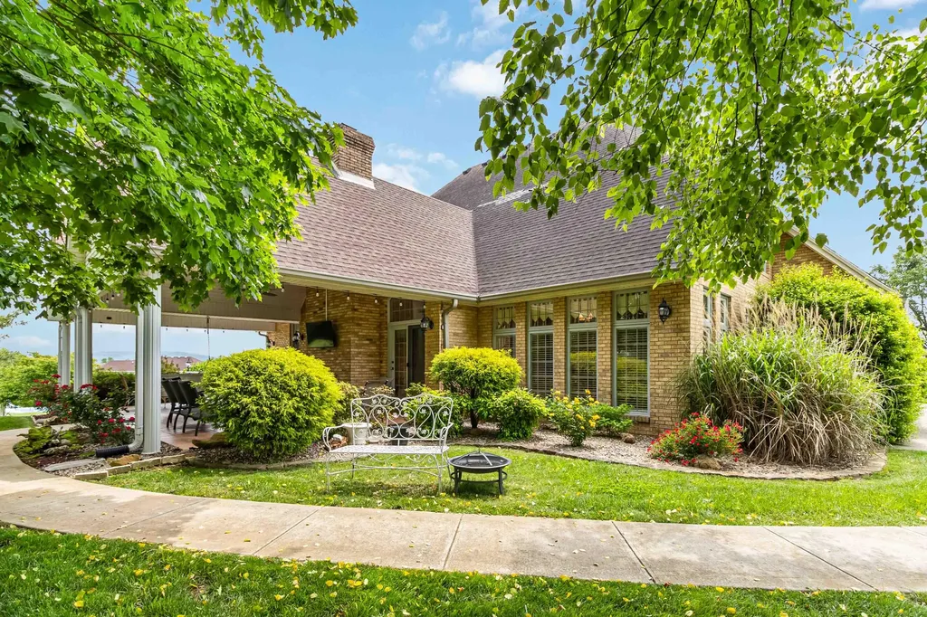 514 Waitsboro Drive Somerset KY 42503