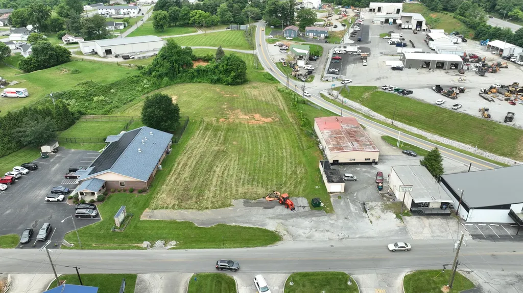 143 W Highway 80 Somerset KY 42503