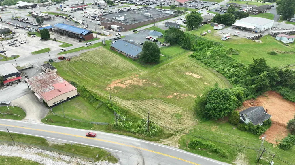 143 W Highway 80 Somerset KY 42503