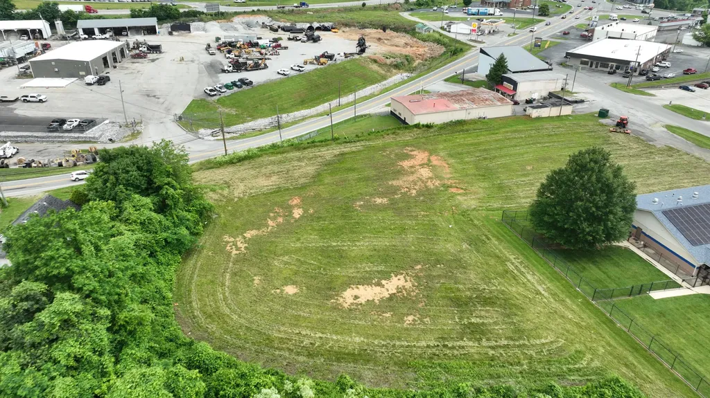 143 W Highway 80 Somerset KY 42503