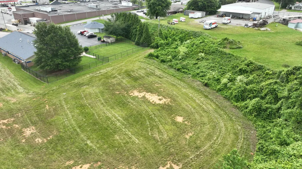 143 W Highway 80 Somerset KY 42503