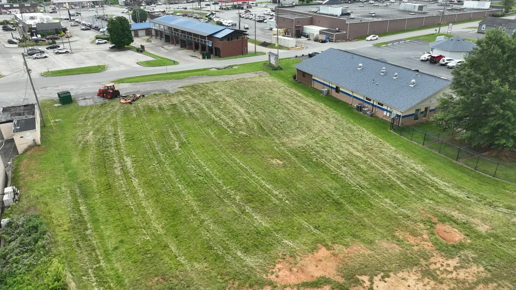 143 W Highway 80 Somerset KY 42503