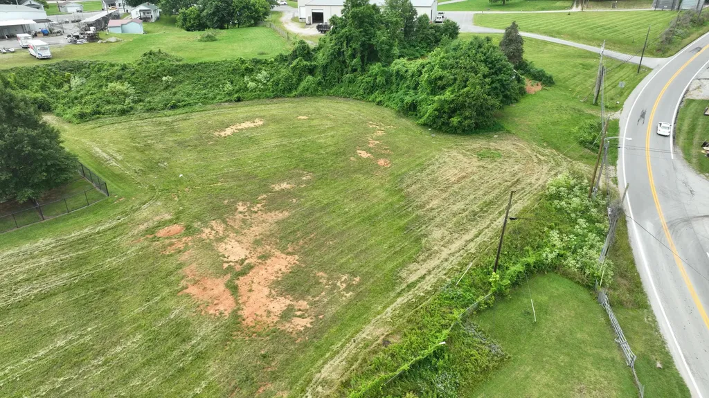 143 W Highway 80 Somerset KY 42503