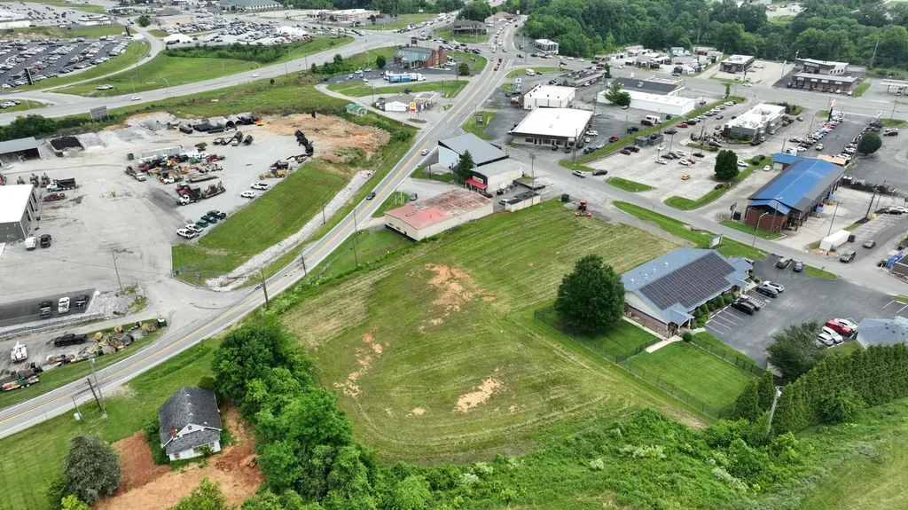 143 W Highway 80 Somerset KY 42503