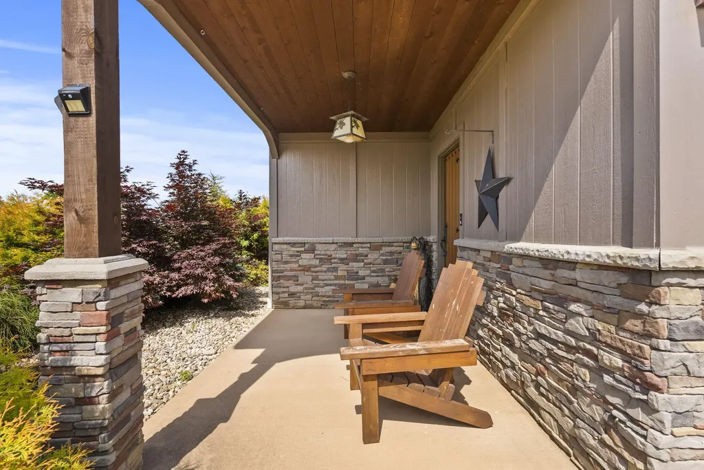 300 Keller Waits Lane Cynthiana KY 41031