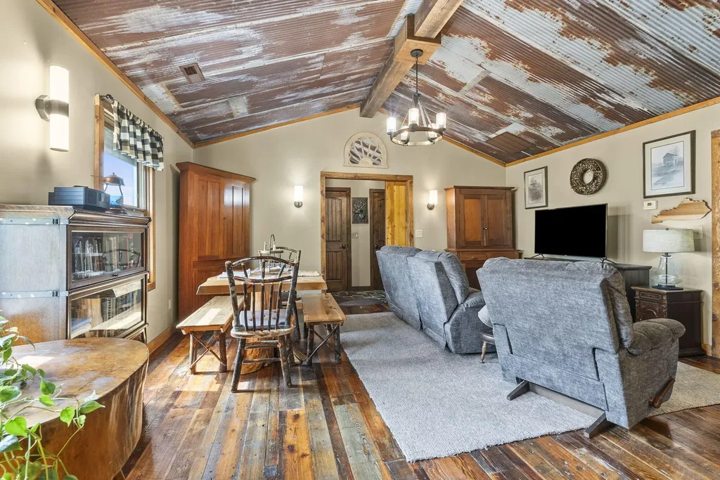 300 Keller Waits Lane Cynthiana KY 41031