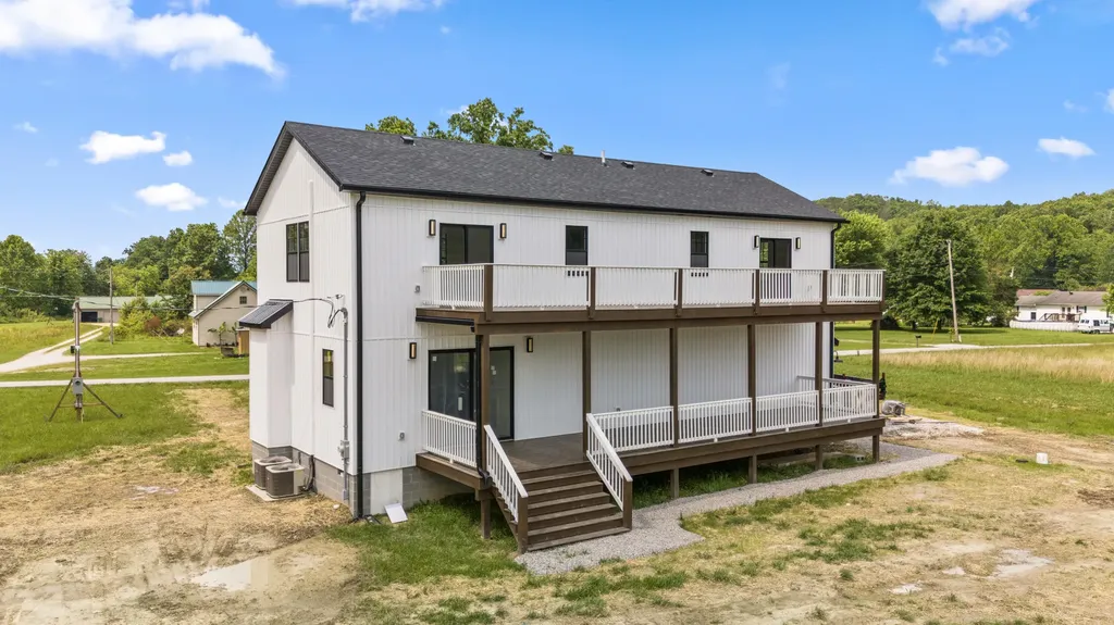 138 Hickory Grove Lane Stanton KY 40380