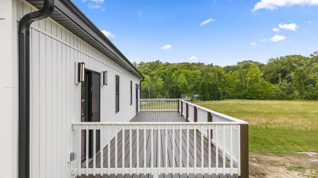 138 Hickory Grove Lane Stanton KY 40380