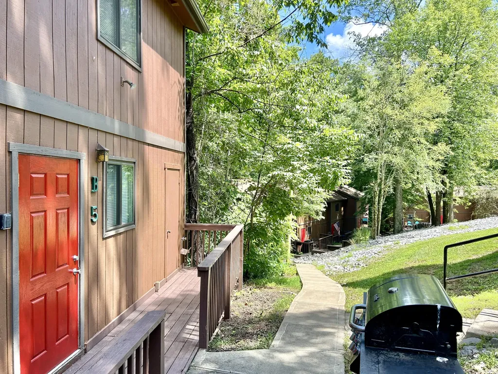 145 State Park Road Jamestown KY 42629