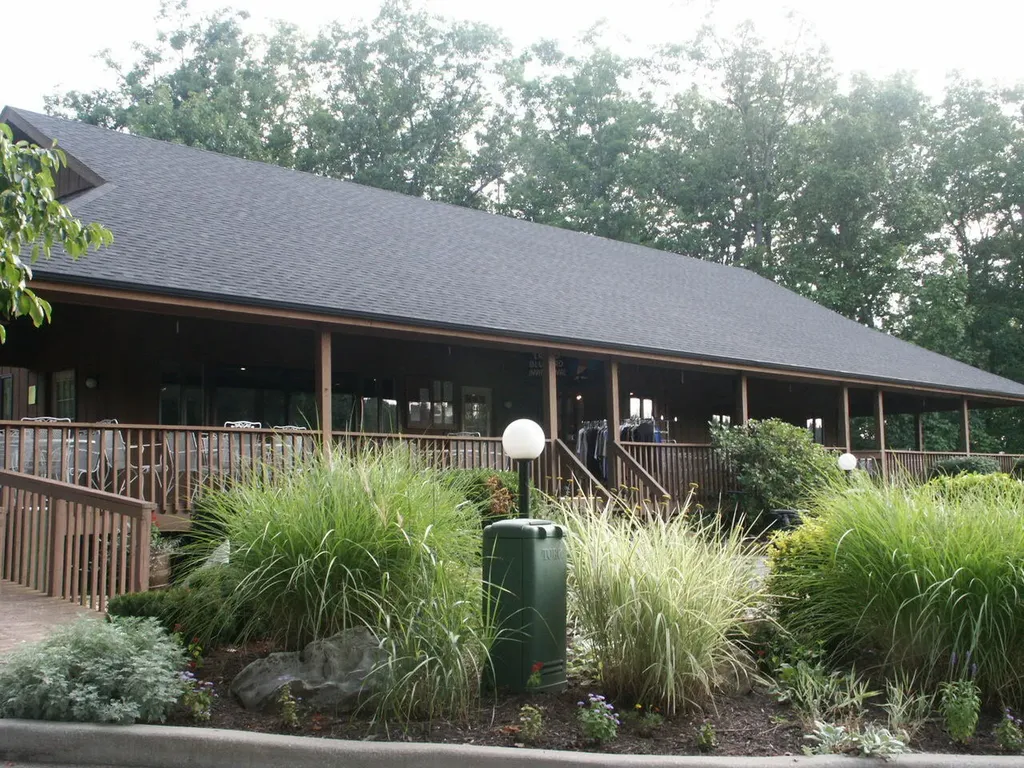 101-3 Woodson Bend Resort Bronston KY 42518