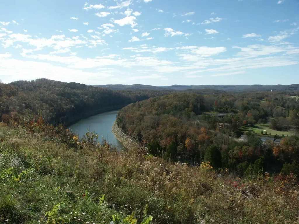 101-3 Woodson Bend Resort Bronston KY 42518