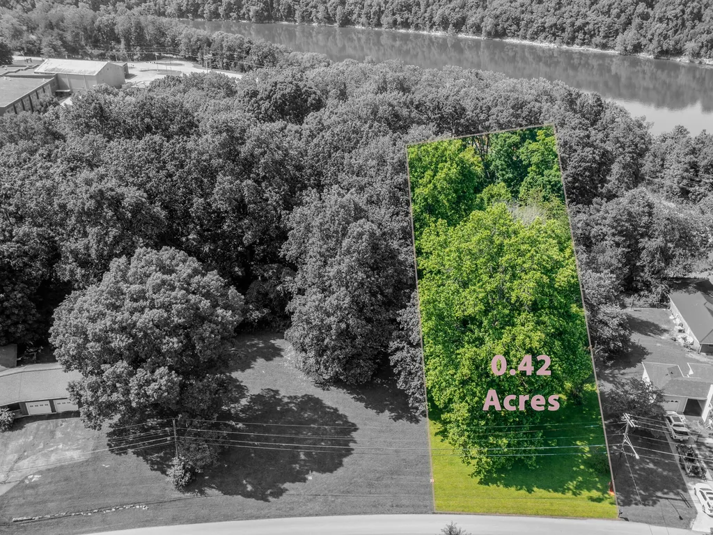 376 -a E French Avenue Burnside KY 41519