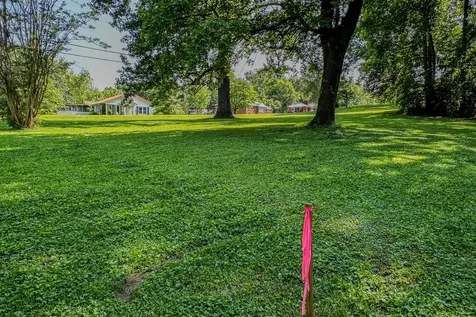 376 -A E French Avenue Burnside KY 41519