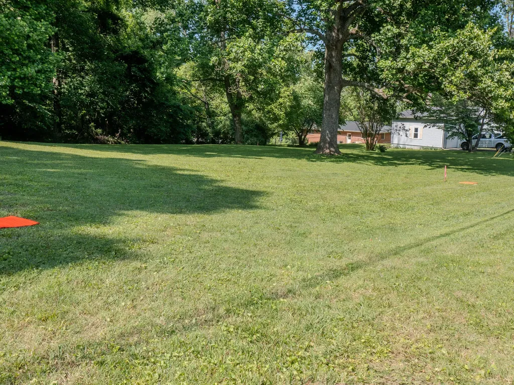 376 - B E French Avenue Burnside KY 41519