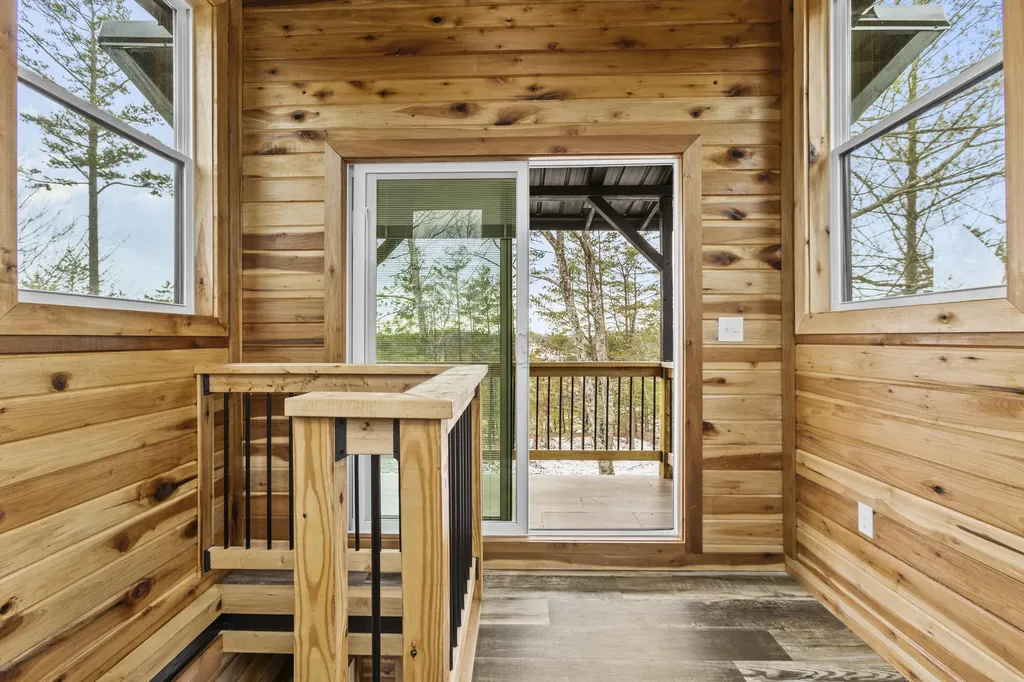 52 West Spencer Road Campton KY 41301