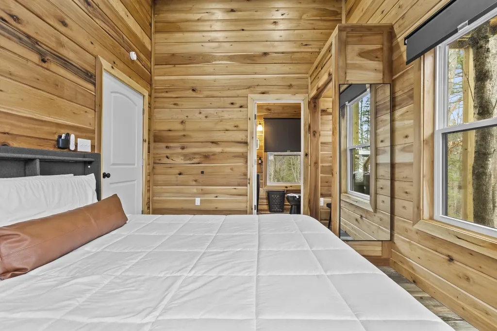 52 West Spencer Road Campton KY 41301