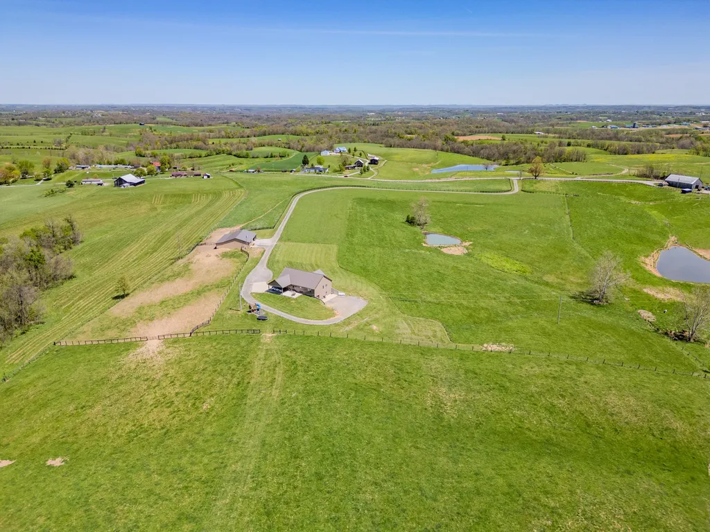 5990 Moorefield Road Carlisle KY 40311