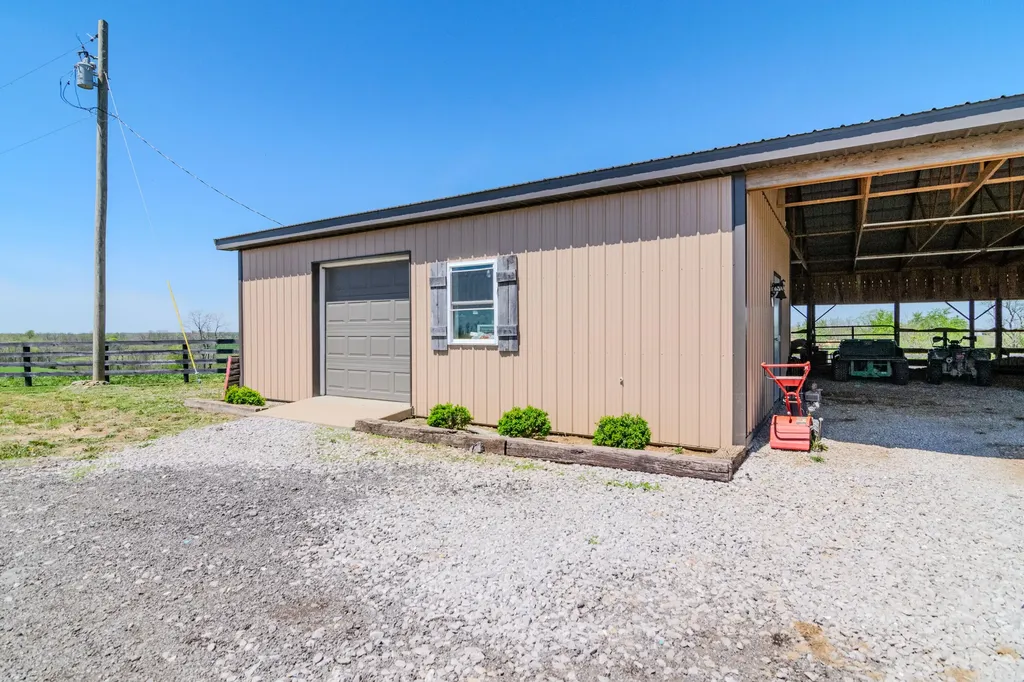 5990 Moorefield Road Carlisle KY 40311