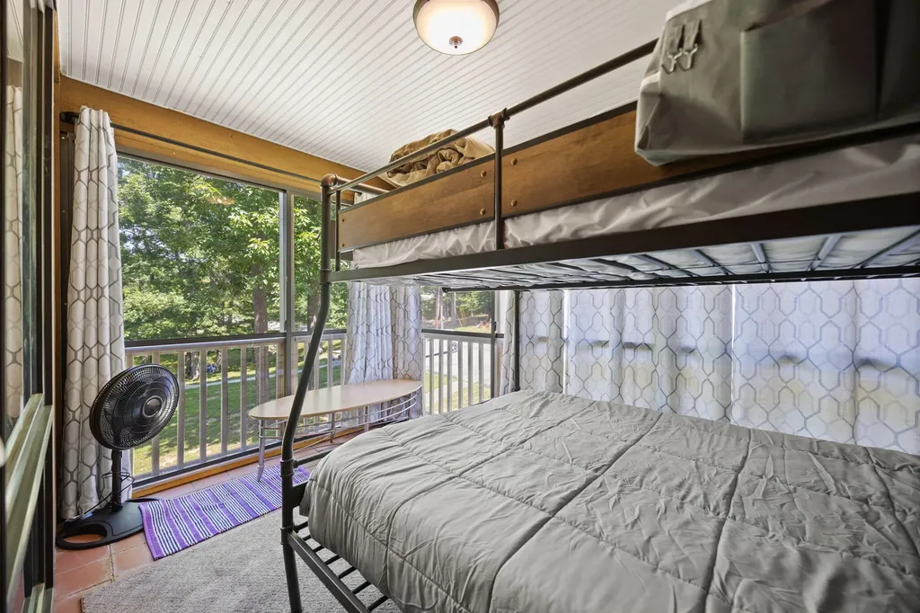 94-3 Woodson Bend Resort Bronston KY 42518