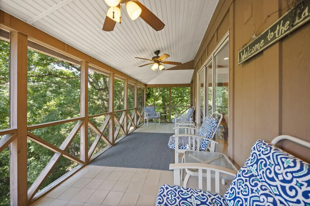 94-3 Woodson Bend Resort Bronston KY 42518